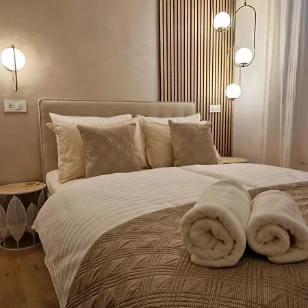 Verena's Place Old Town بيت ضيافة زادار