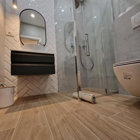 Гостевой дом Verena's Place Old Town 4*