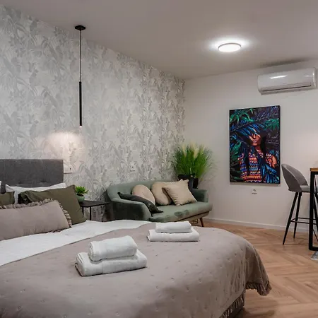 Гостевой дом Verena's Place Old Town