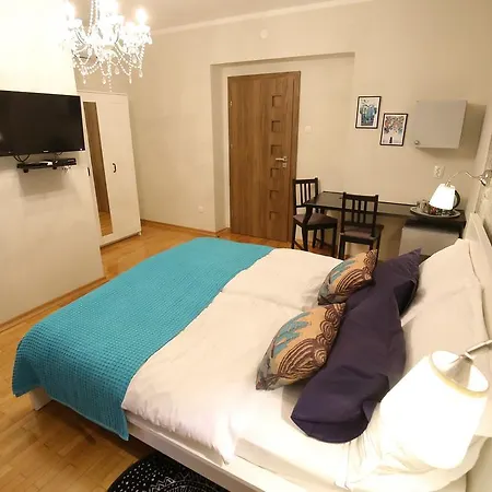 Verena's Place Old Town 4* Задар