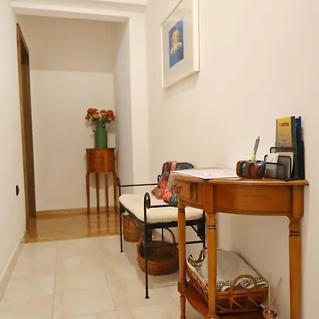 Verena's Place Old Town 4* Задар