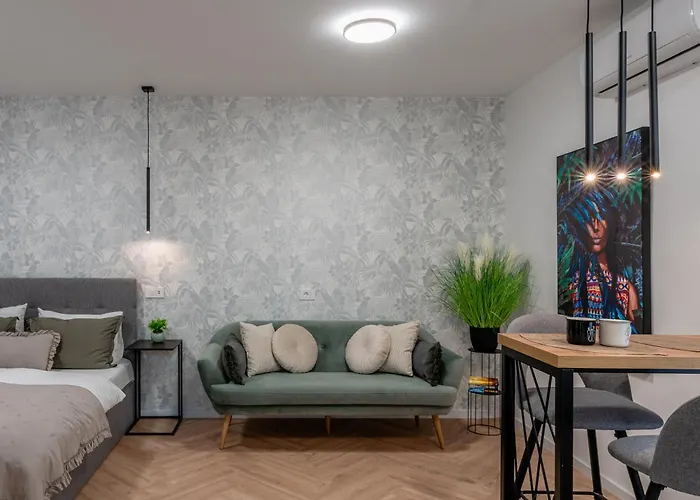 Verena'S Place Old Town Guest house 4*